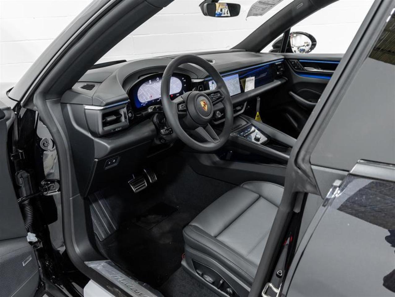 2024 Porsche Macan  Photo