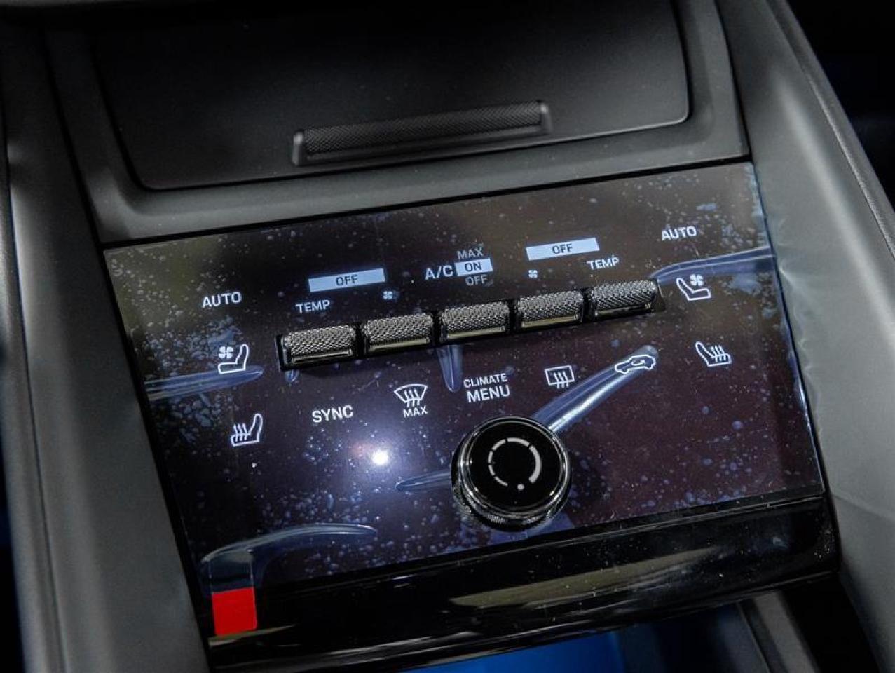 2024 Porsche Macan  Photo