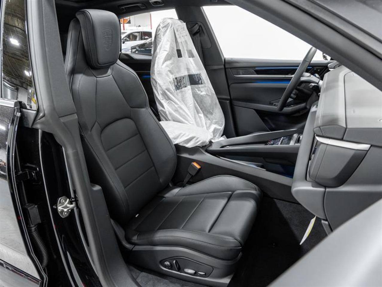 2024 Porsche Macan  Photo