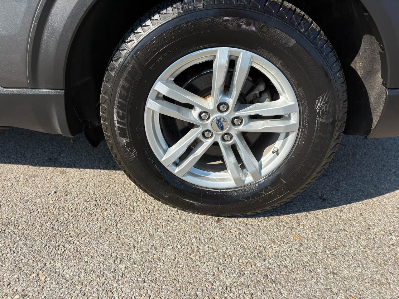 2020 Ford Explorer XLT 4DR 4X4 Photo