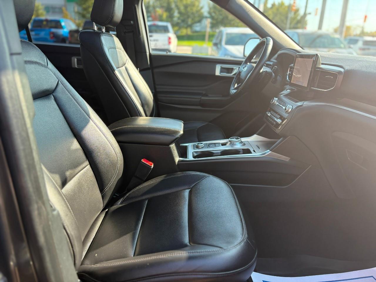 2020 Ford Explorer XLT 4DR 4X4 Photo