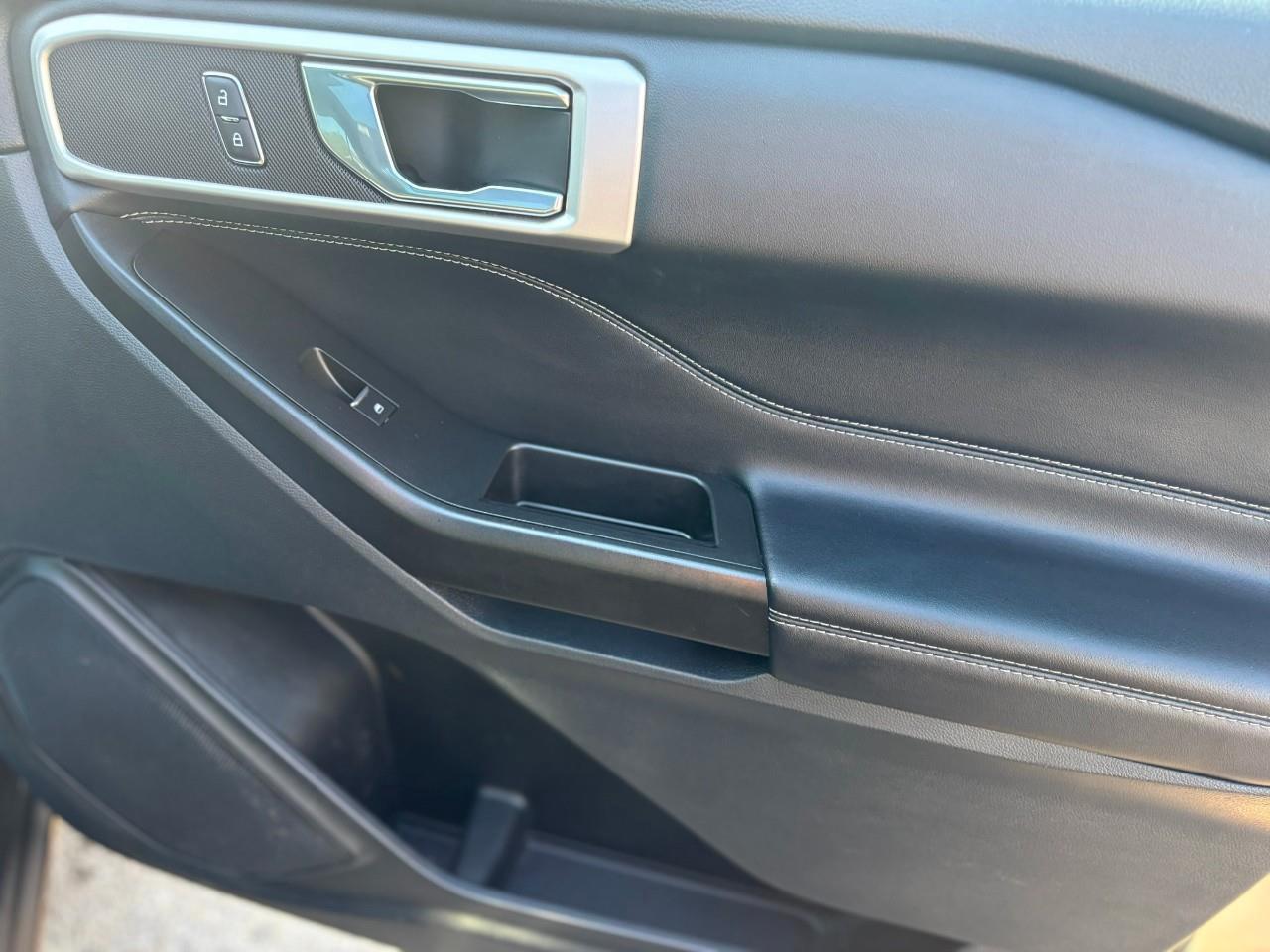 2020 Ford Explorer XLT 4DR 4X4 Photo