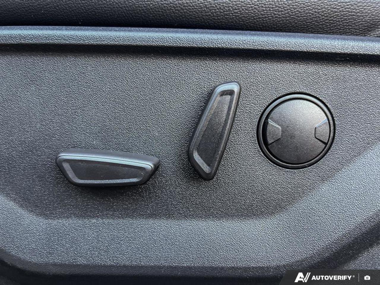 2025 Ford F-150 XLT   Demo Unit   MOONROOF   TRLR HITCH CLASS IV Photo