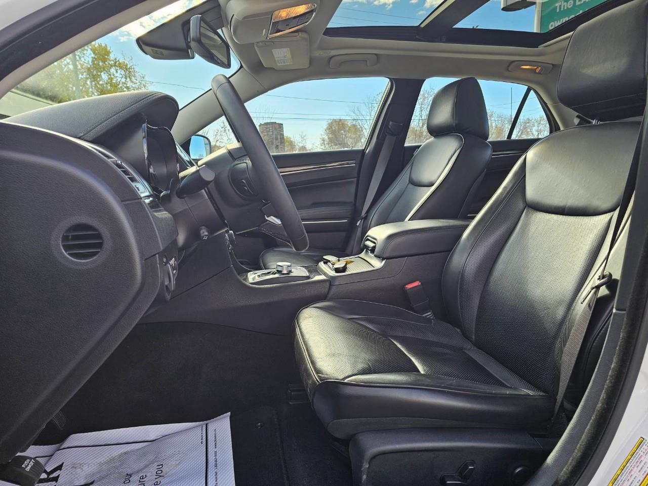 2023 Chrysler 300 Touring-L 4dr All-Wheel Drive Sedan Photo