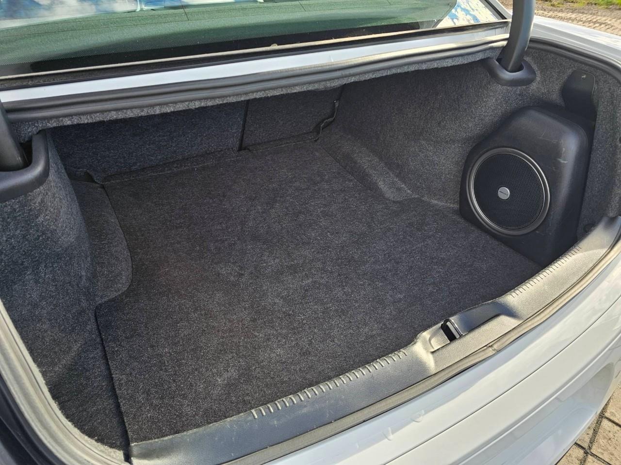 2023 Chrysler 300 Touring-L 4dr All-Wheel Drive Sedan Photo