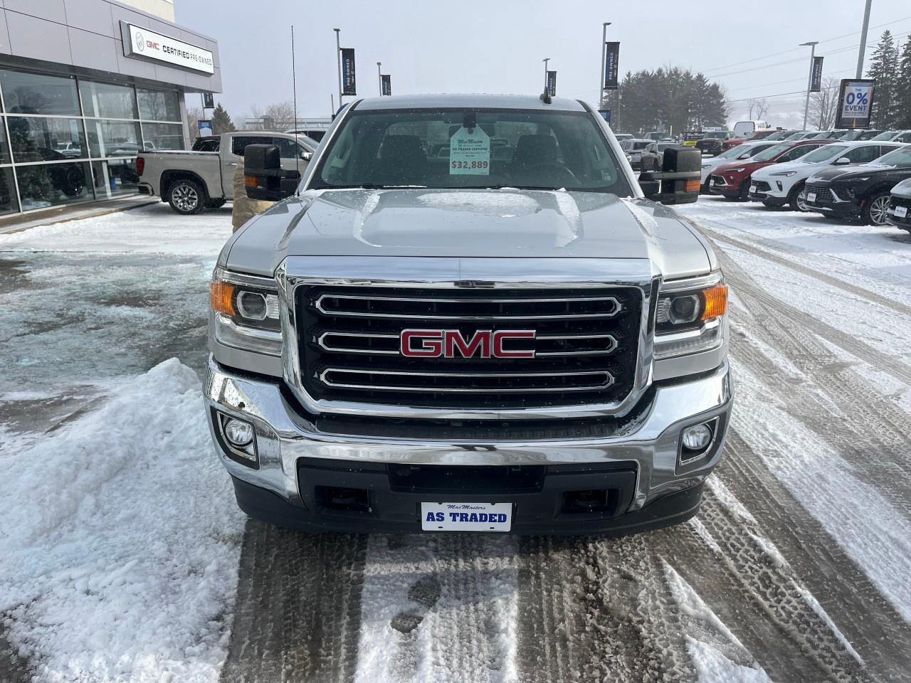 2017 GMC SIERRA 2500HD 4WD Double Cab Standard Box SLE Photo