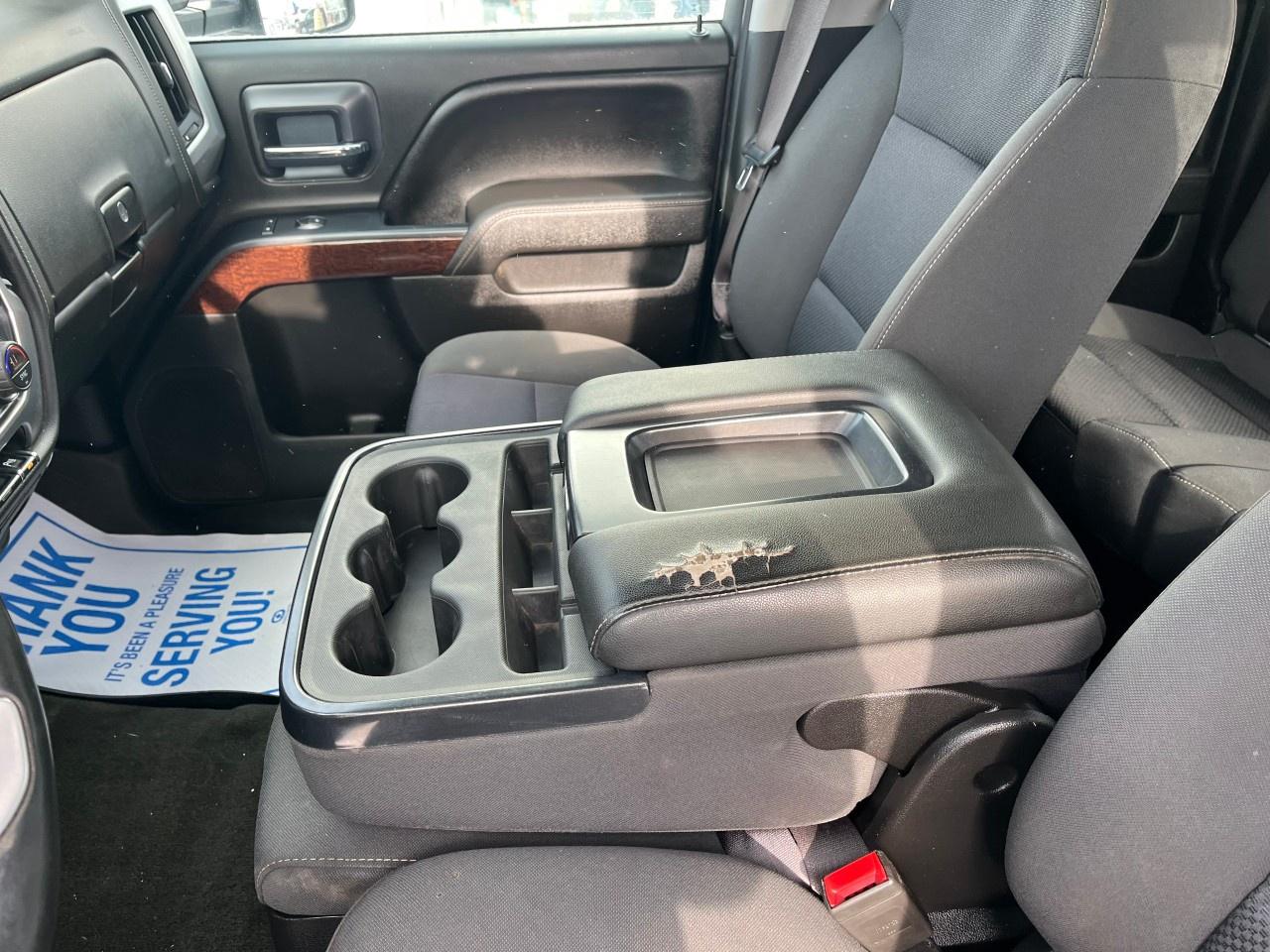 2017 GMC SIERRA 2500HD 4WD Double Cab Standard Box SLE Photo