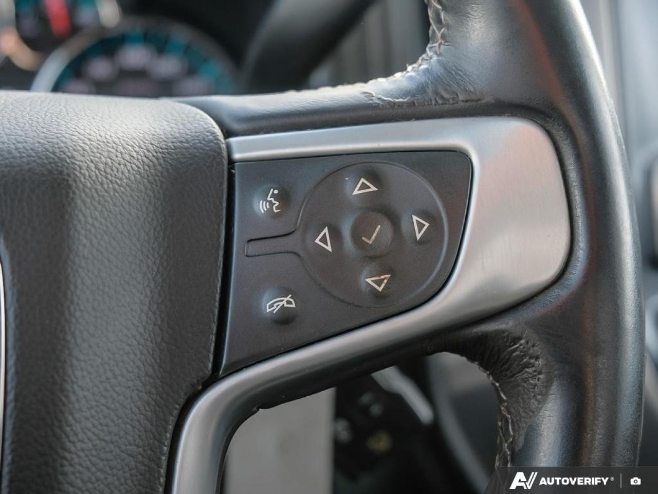 2017 GMC SIERRA 2500HD 4WD Double Cab Standard Box SLE Photo