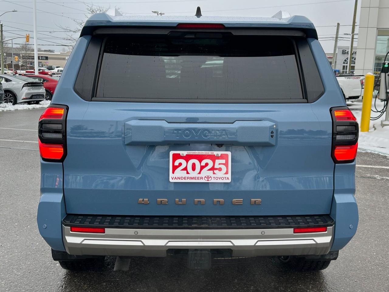 2025 Toyota 4Runner Base 4dr 4x4 Photo