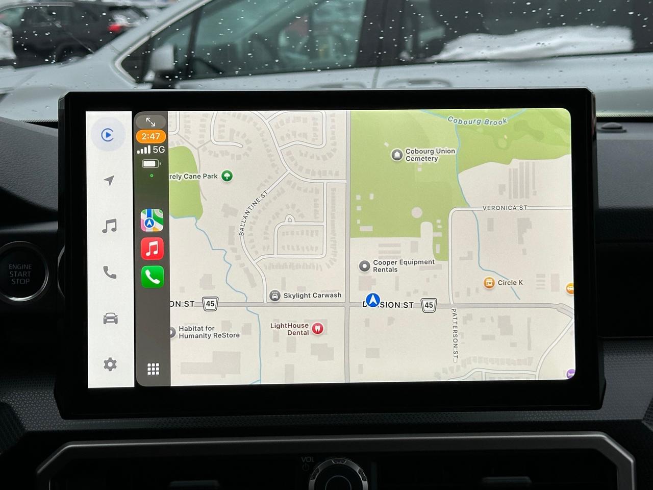 2025 Toyota 4Runner Base 4dr 4x4 Photo