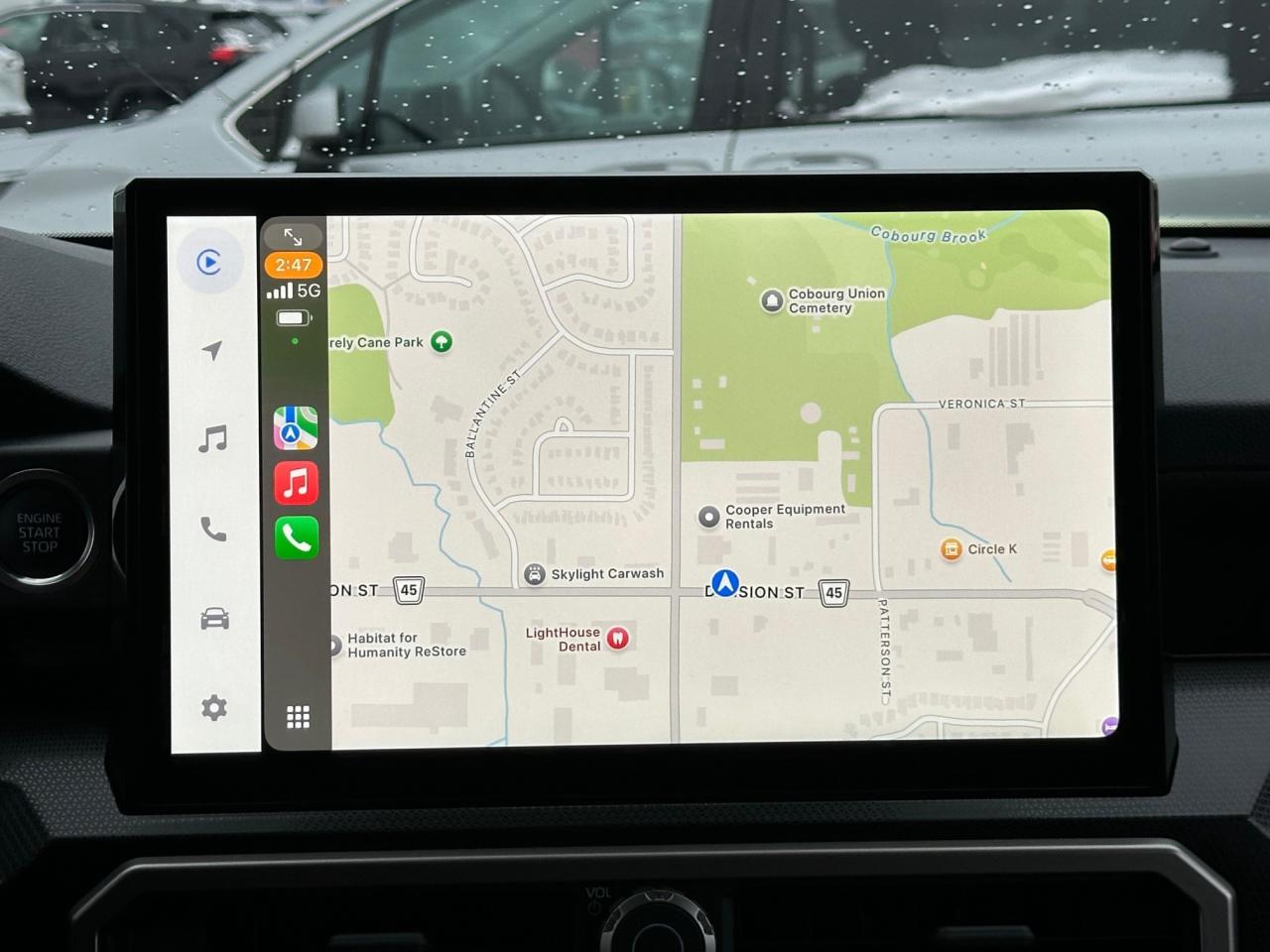 2025 Toyota 4Runner Base 4dr 4x4 Photo