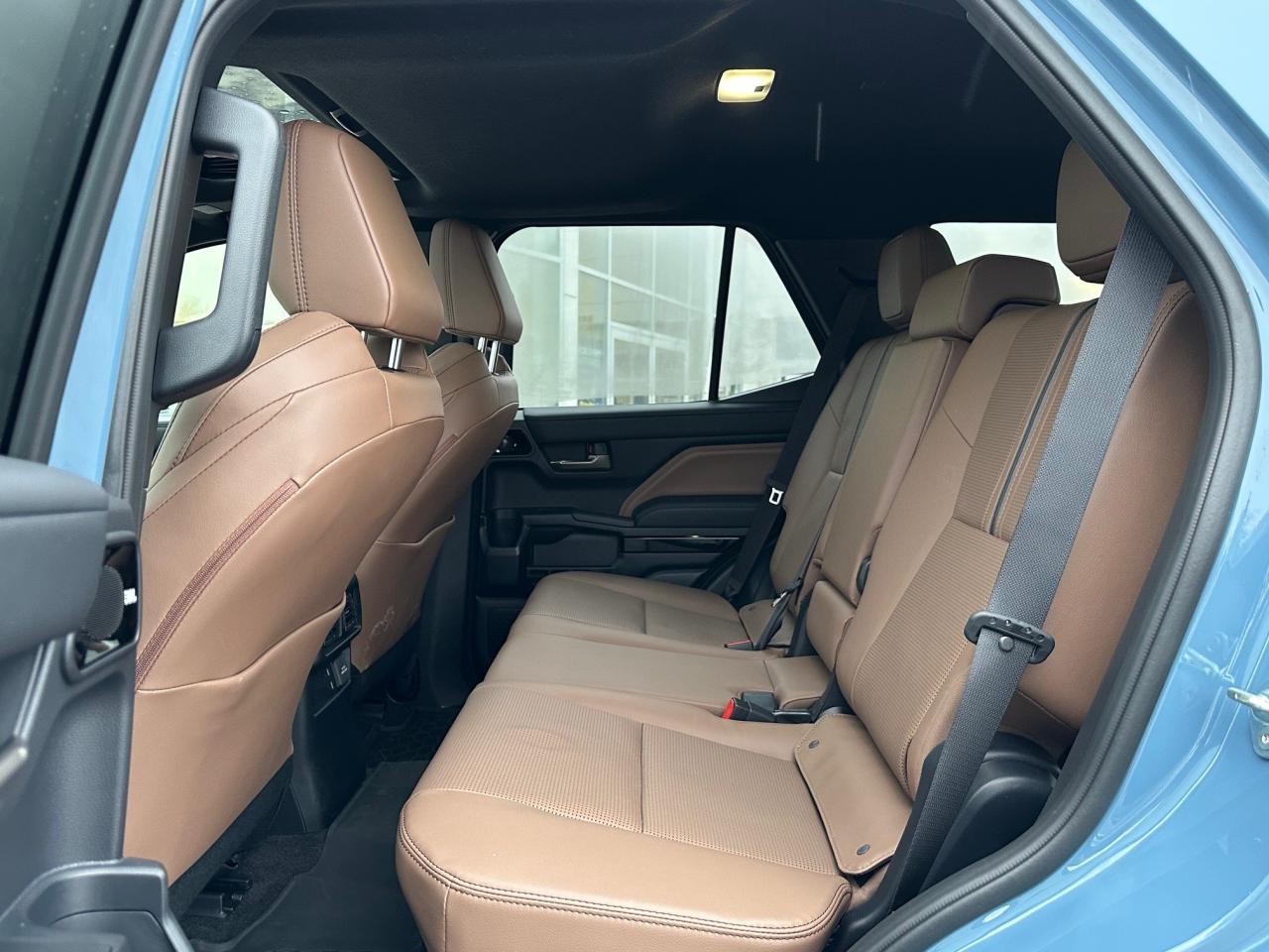 2025 Toyota 4Runner Base 4dr 4x4 Photo