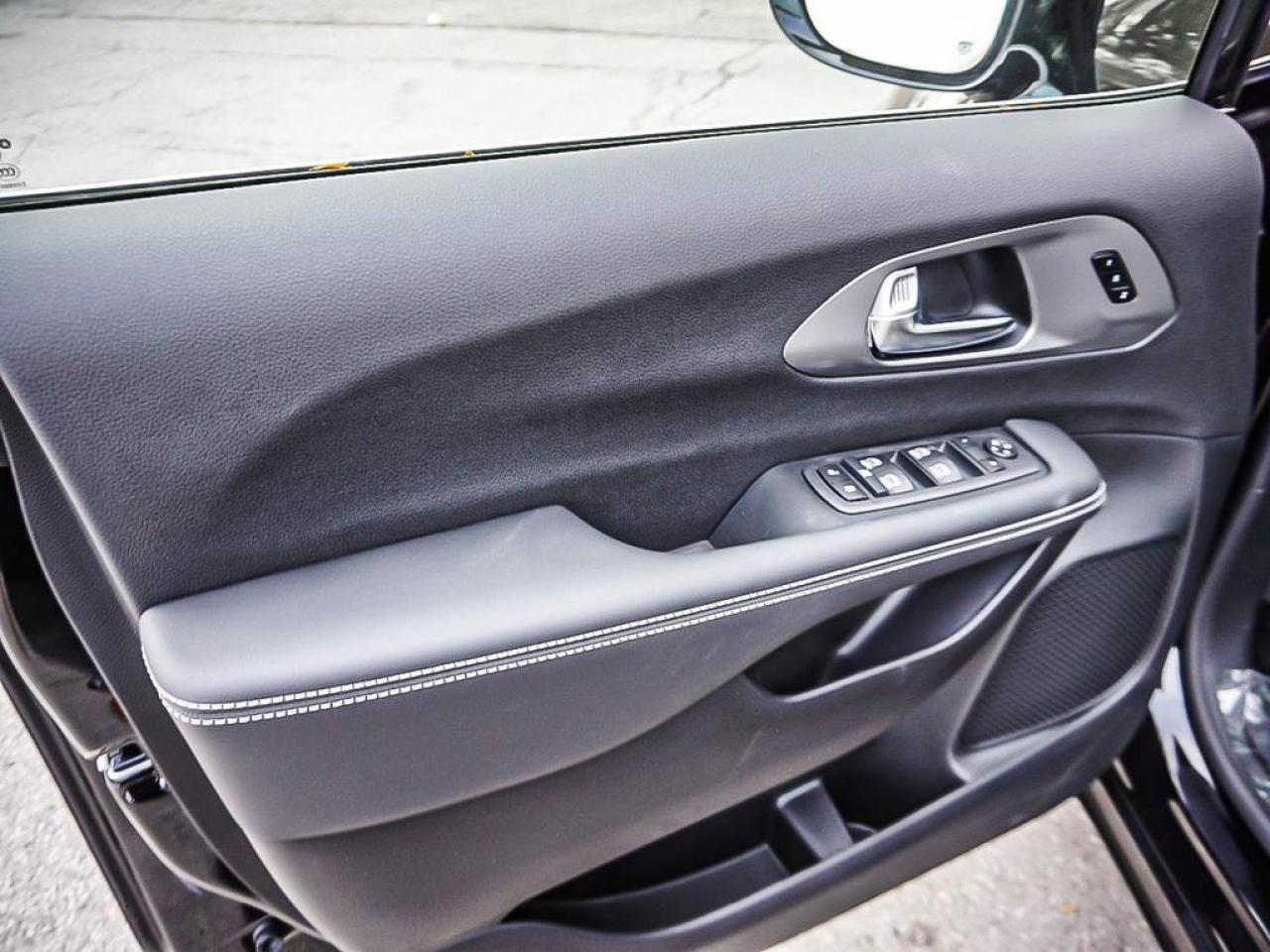 2026 Chrysler Pacifica  Photo