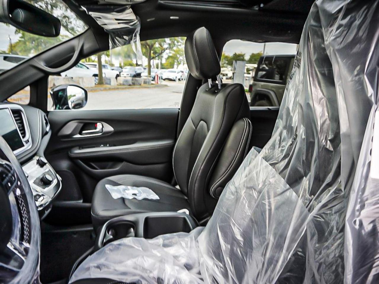 2026 Chrysler Pacifica  Photo