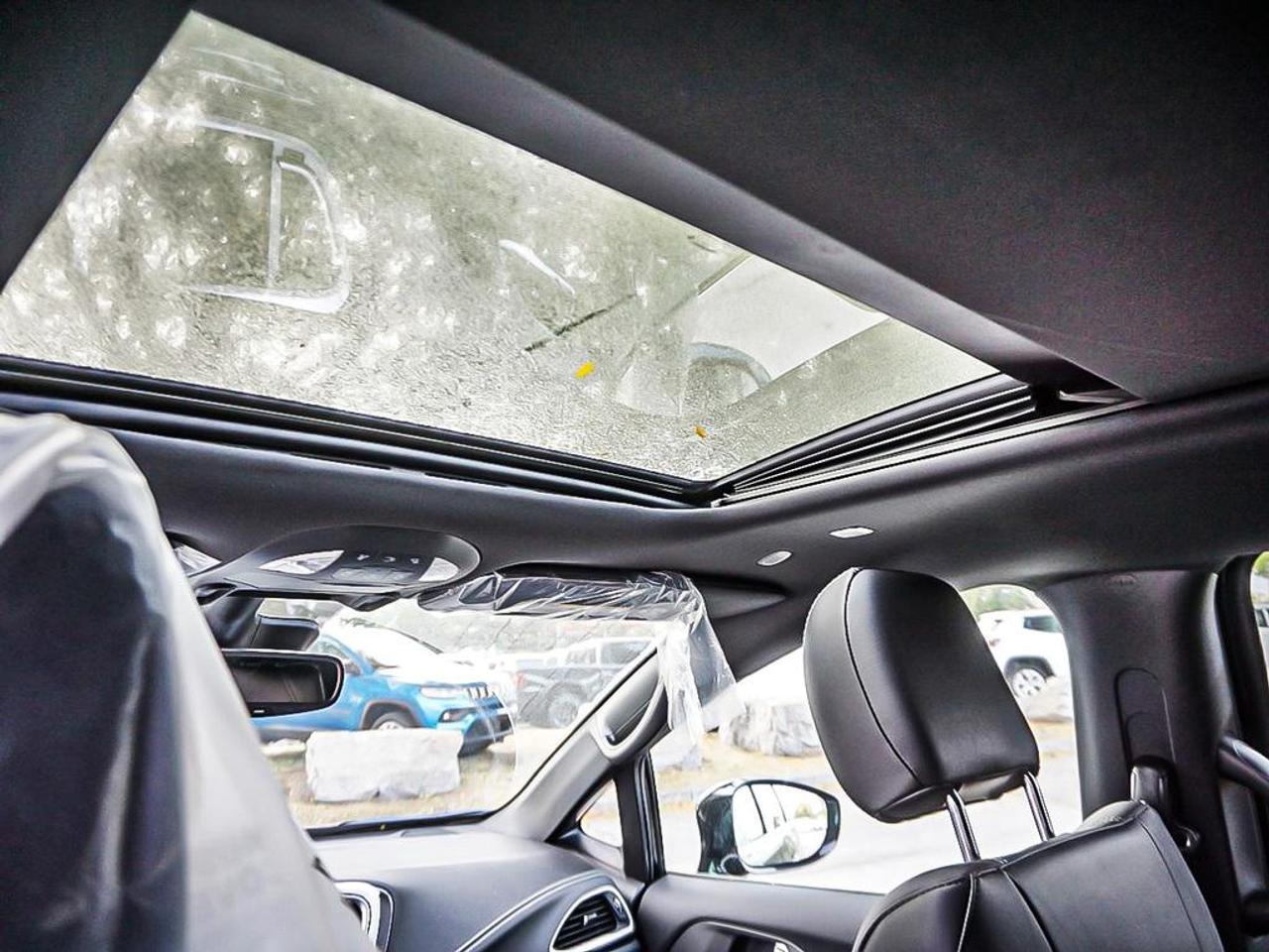 2026 Chrysler Pacifica  Photo