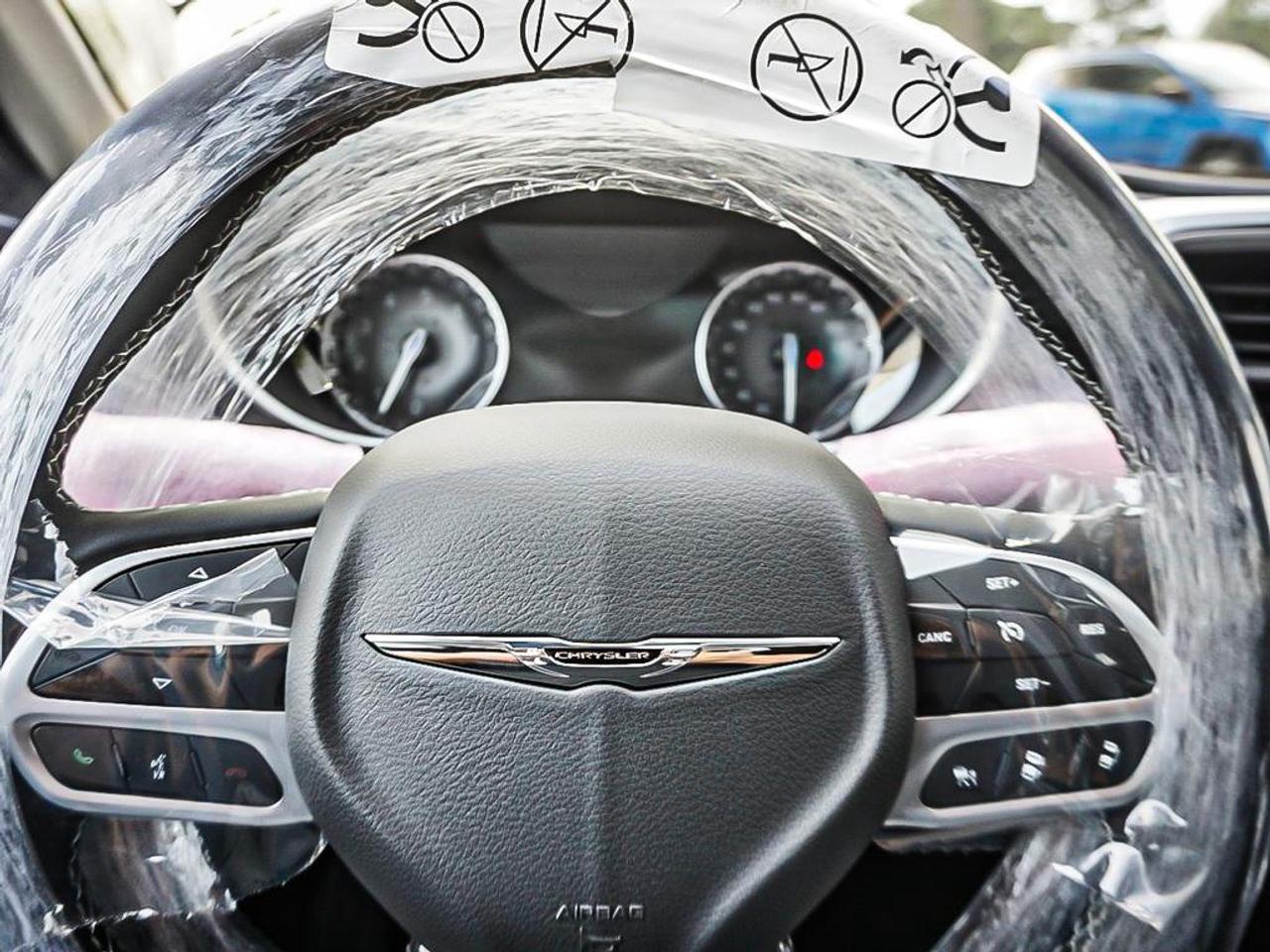 2026 Chrysler Pacifica  Photo