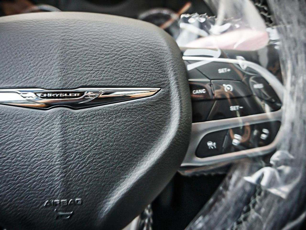 2026 Chrysler Pacifica  Photo