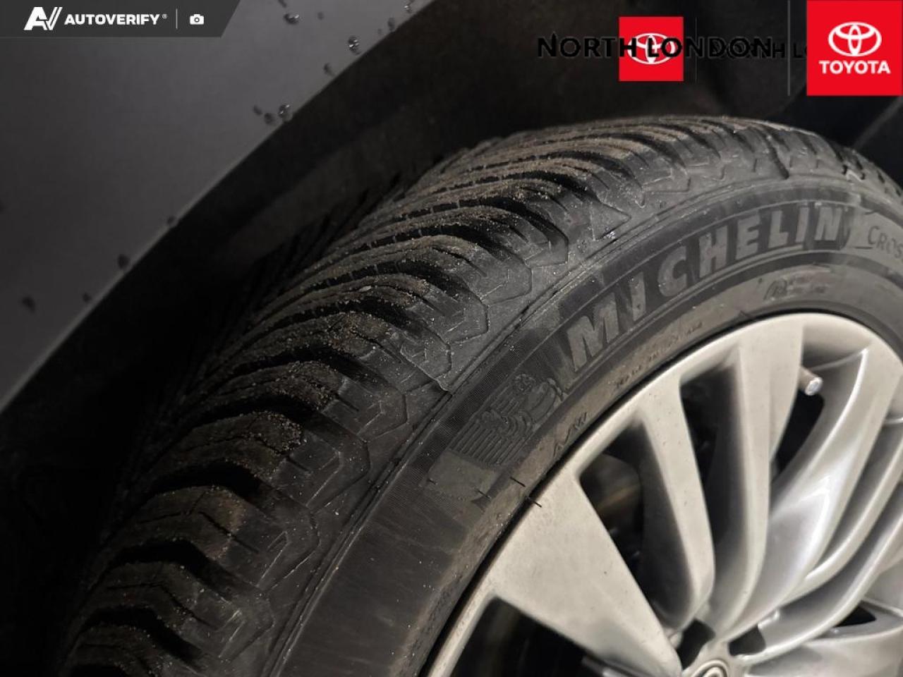 2021 Toyota Highlander Hybrid Limited 4dr All-Wheel Drive Photo