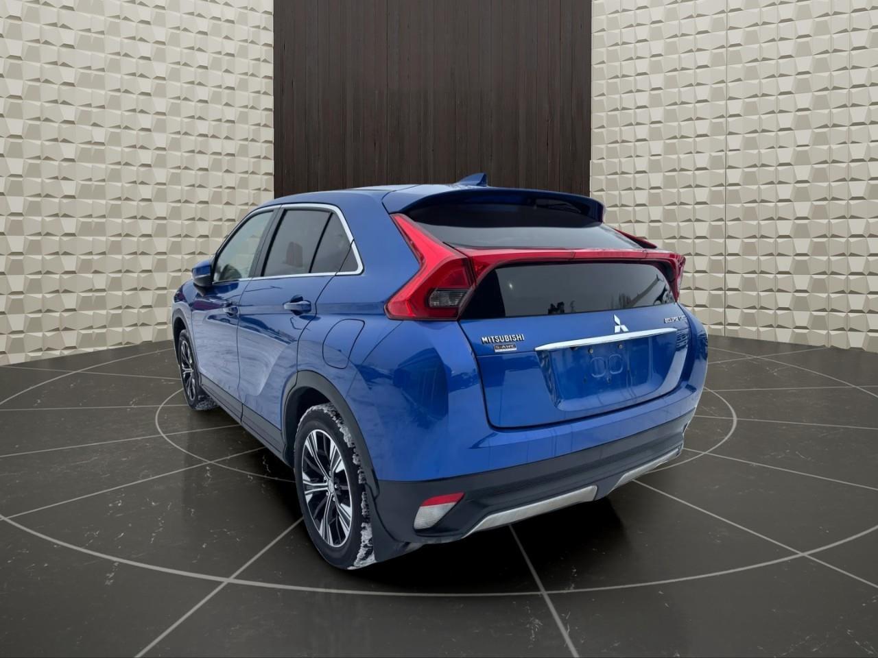 2019 Mitsubishi Eclipse Cross SE 4dr AWC Photo4