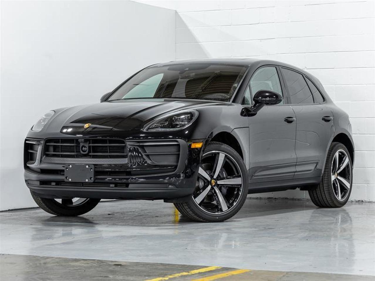 2025 Porsche Macan  Photo
