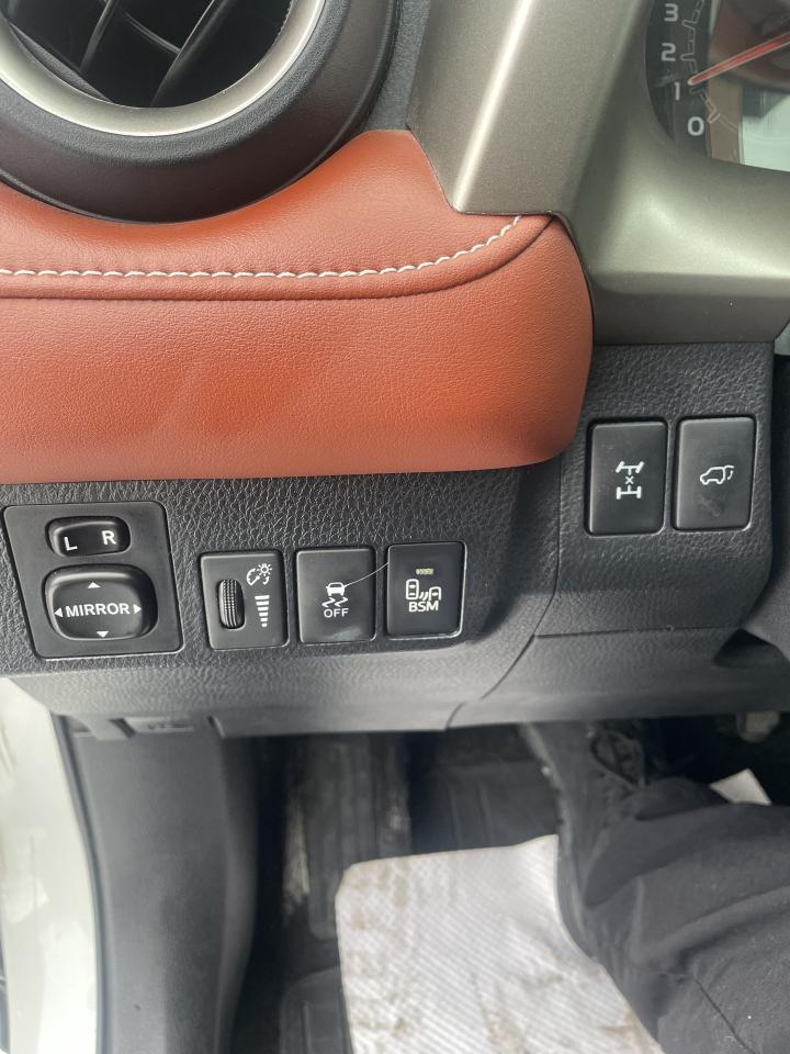 2013 Toyota RAV4 LIMITED AWD NAVI BACKUP CAMERA LRATHER SUNROOF Photo