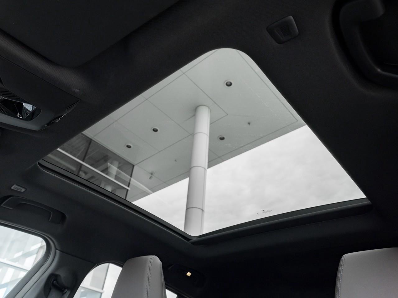 2025 BMW X2 xDrive28i 4dr All-Wheel Drive Sports Activity Coupe Photo