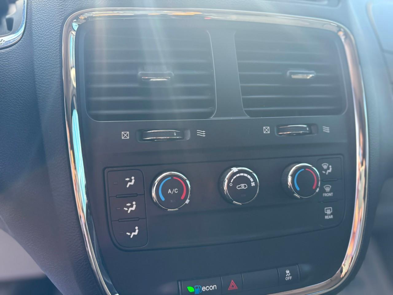 2019 Dodge Grand Caravan CVP/SXT Passenger Van Photo