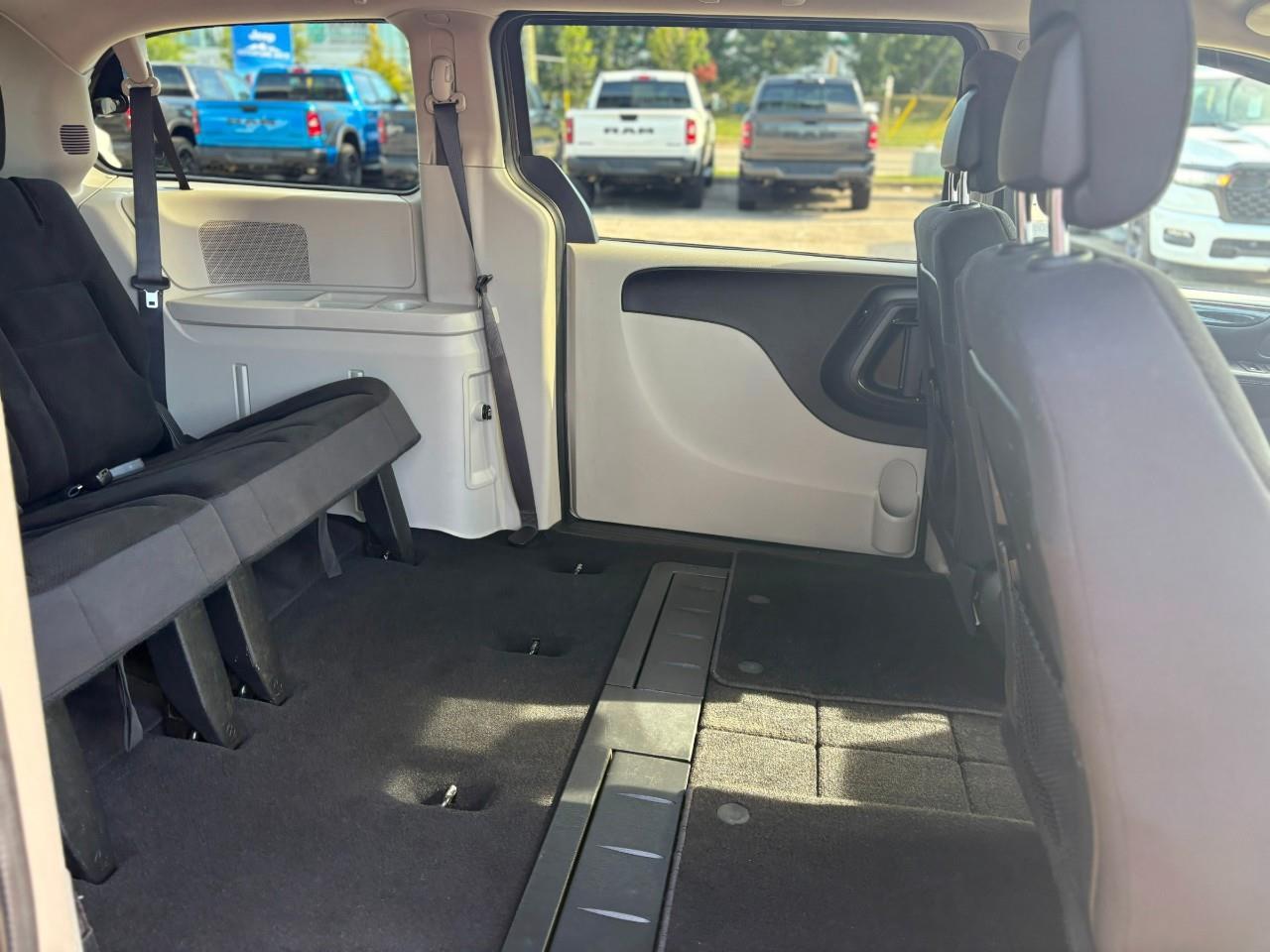 2019 Dodge Grand Caravan CVP/SXT Passenger Van Photo