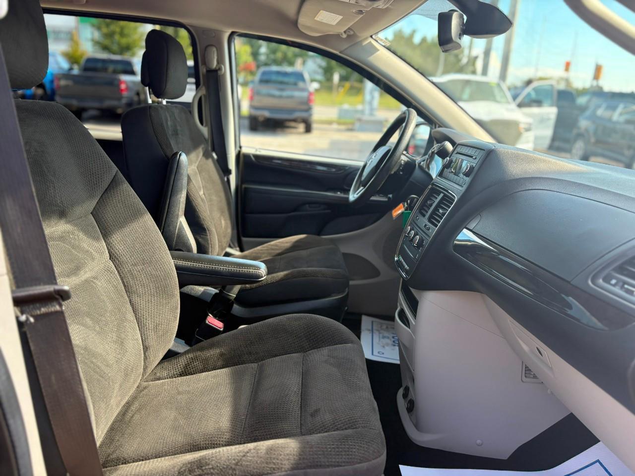 2019 Dodge Grand Caravan CVP/SXT Passenger Van Photo