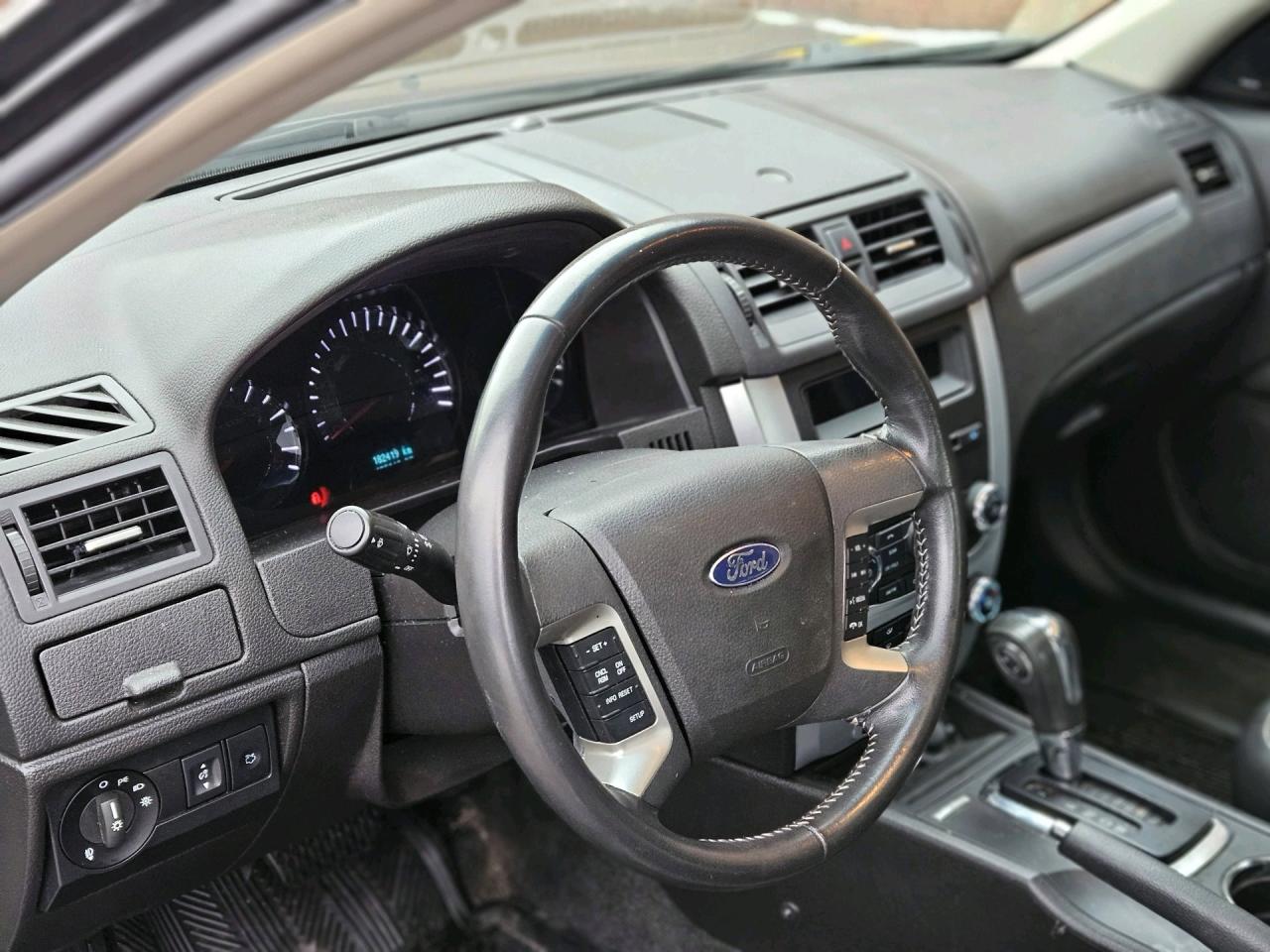 2012 Ford Fusion 4dr Sdn SEL AWD Photo