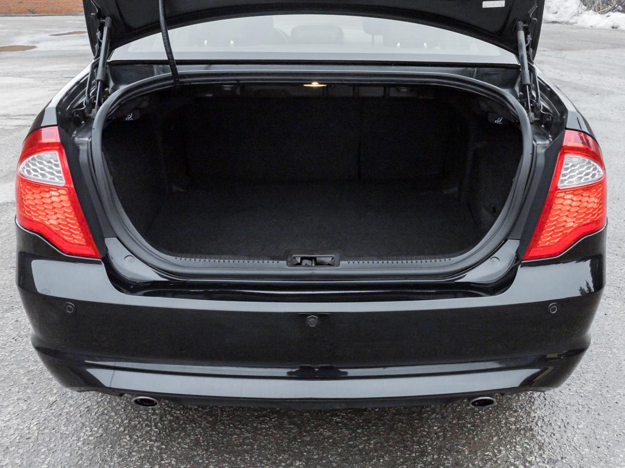 2012 Ford Fusion SEL AWD, LEATHER, SUNROOF Photo