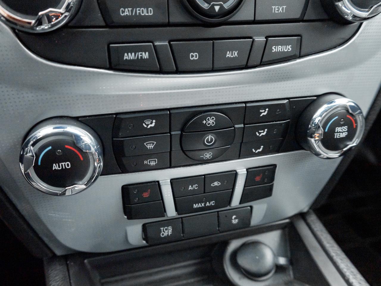 2012 Ford Fusion SEL AWD, LEATHER, SUNROOF Photo