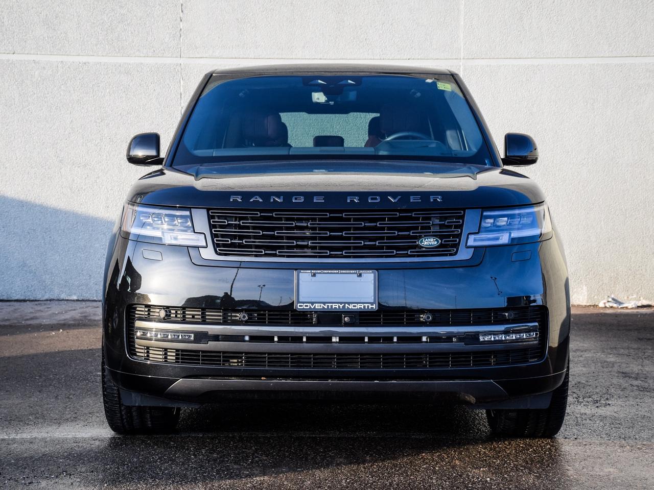 2025 Land Rover Range Rover RARE V6 ULTRA LOW KM's GARNET INTERIOR Photo