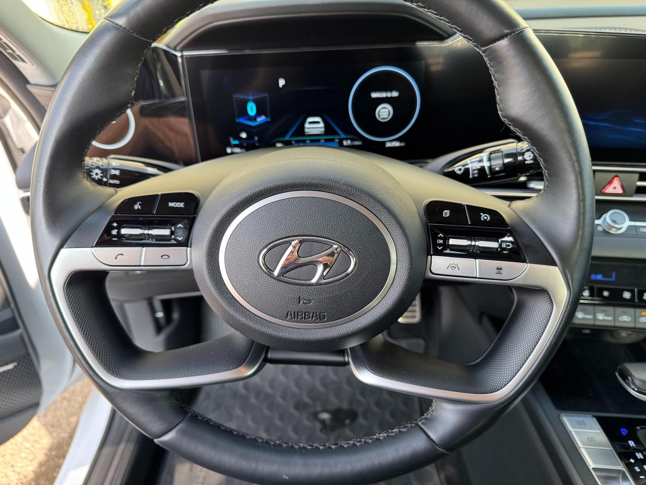 2022 Hyundai Elantra  Photo