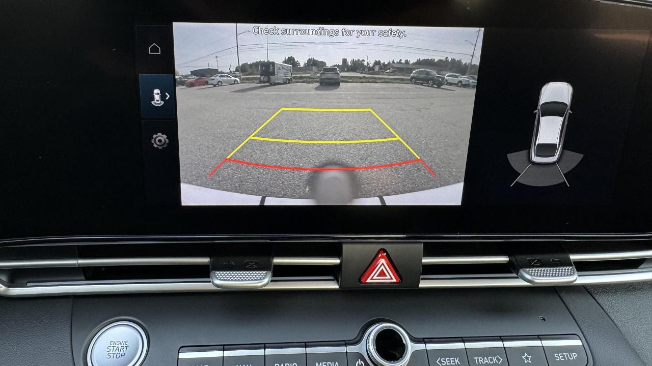 2022 Hyundai Elantra  Photo