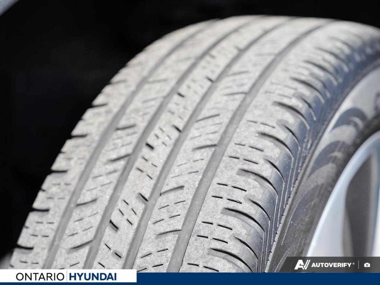 2017 Buick Encore Essence All-Wheel Drive Photo