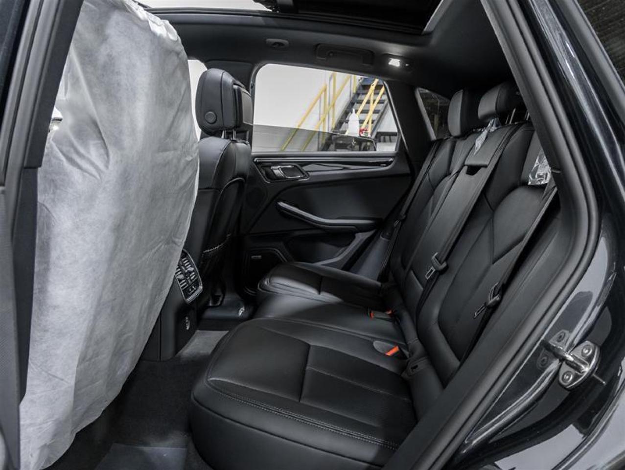 2025 Porsche Macan  Photo