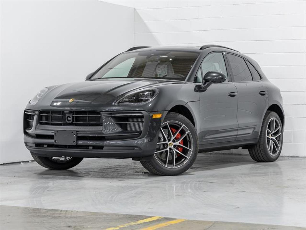 2025 Porsche Macan  Photo