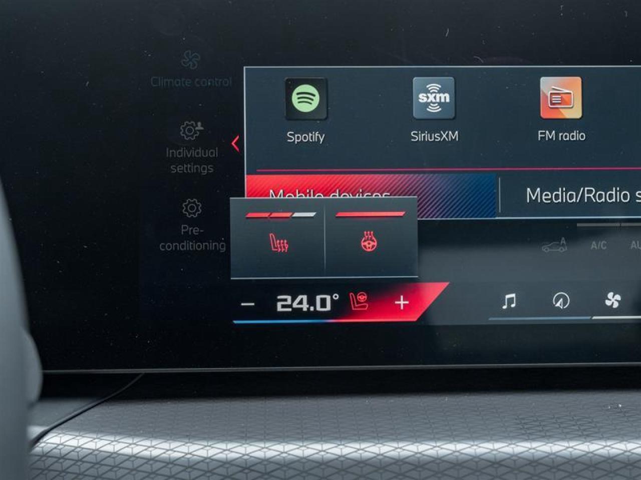 2026 BMW M240 i xDrive 2dr All-Wheel Drive Coupe Photo