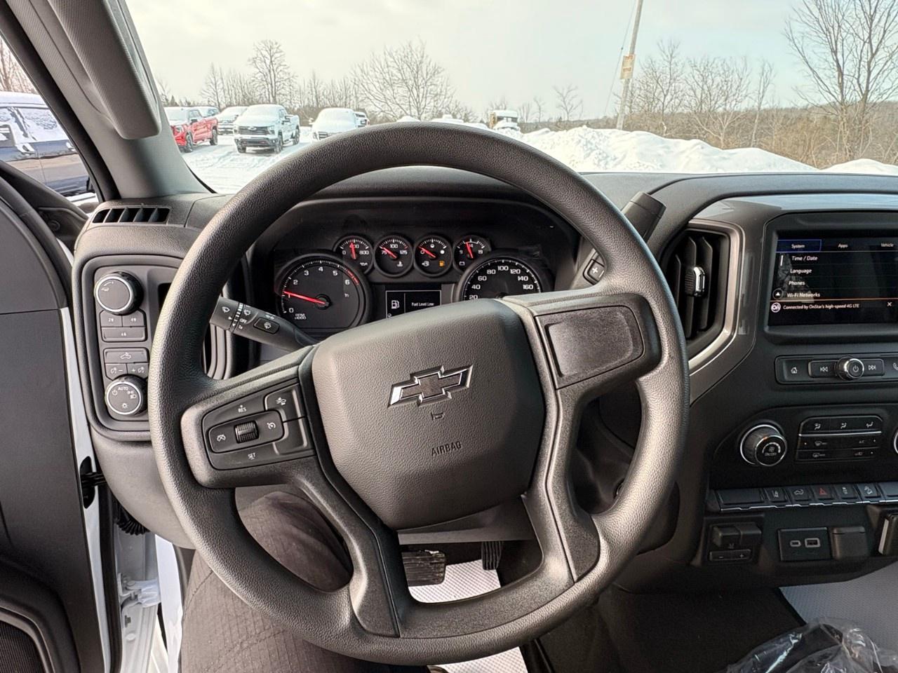 2026 Chevrolet SILVERADO 2500HD 4WD Crew Cab Standard Box Custom Photo