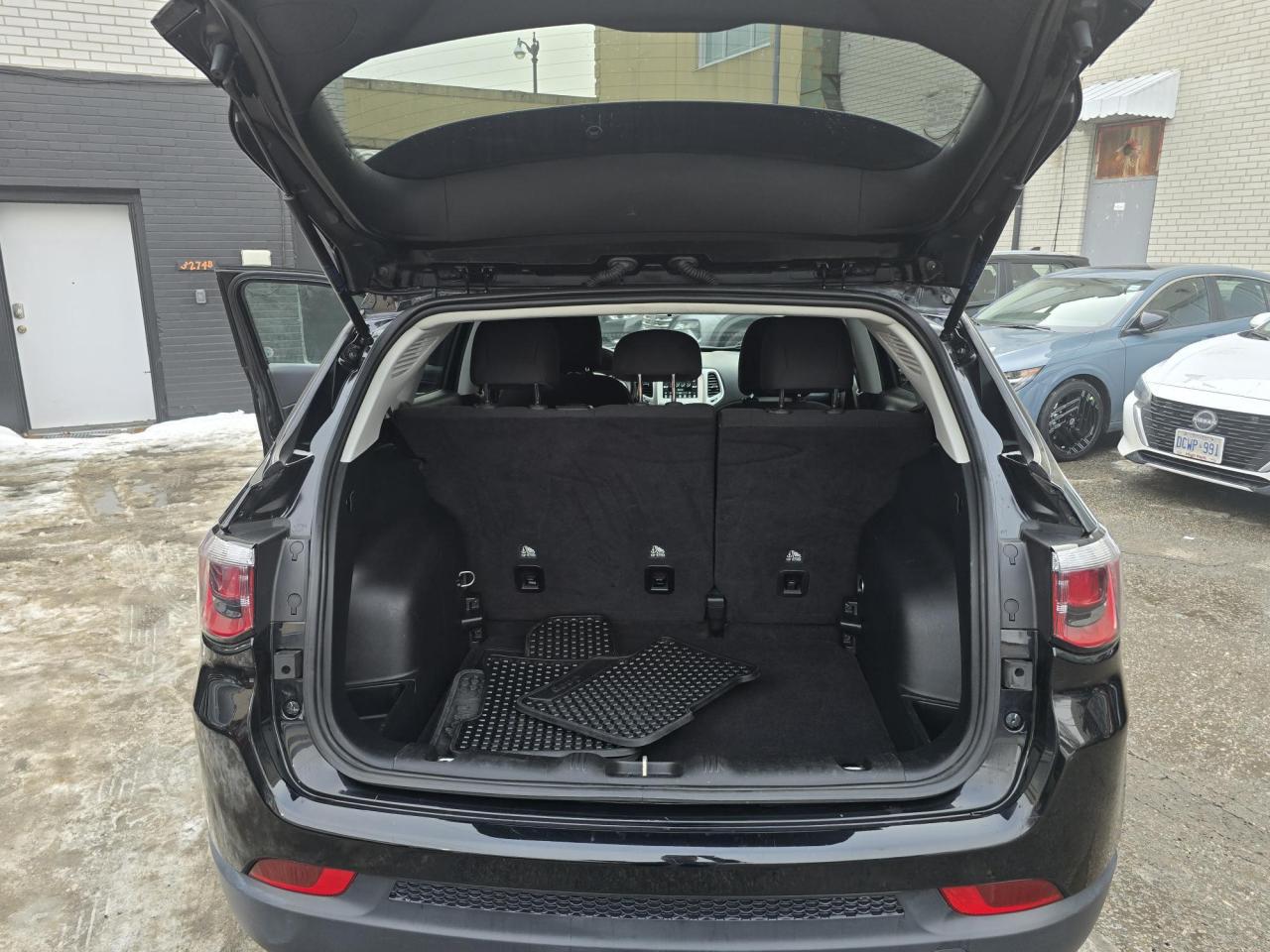 2020 Jeep Compass Upland Edition, COLD WEATHER PKG, HEATED SEATS, 17 Photo