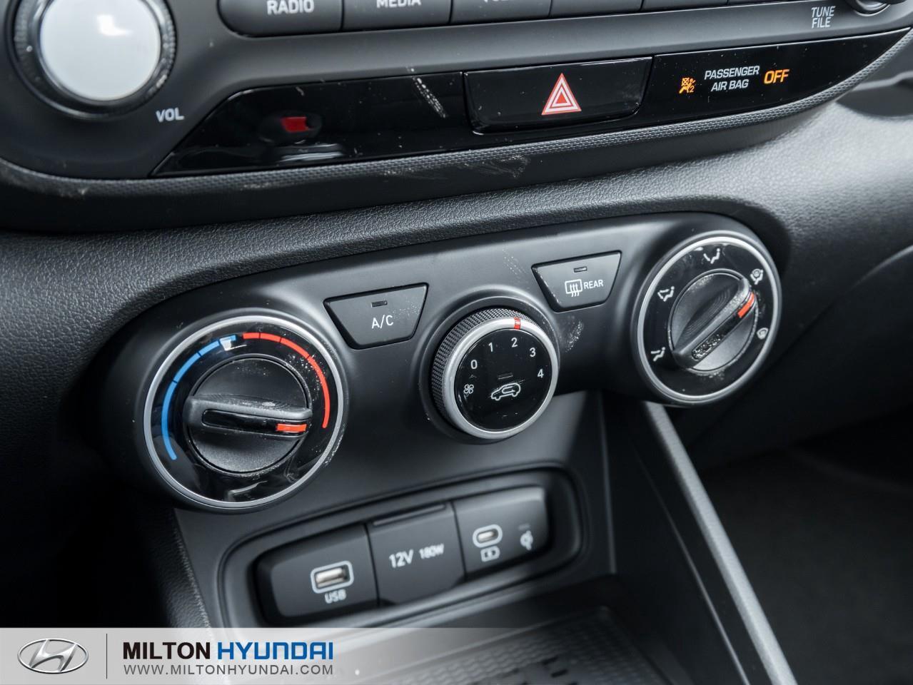 2026 Hyundai Venue Essential 4dr Front-Wheel Drive Photo