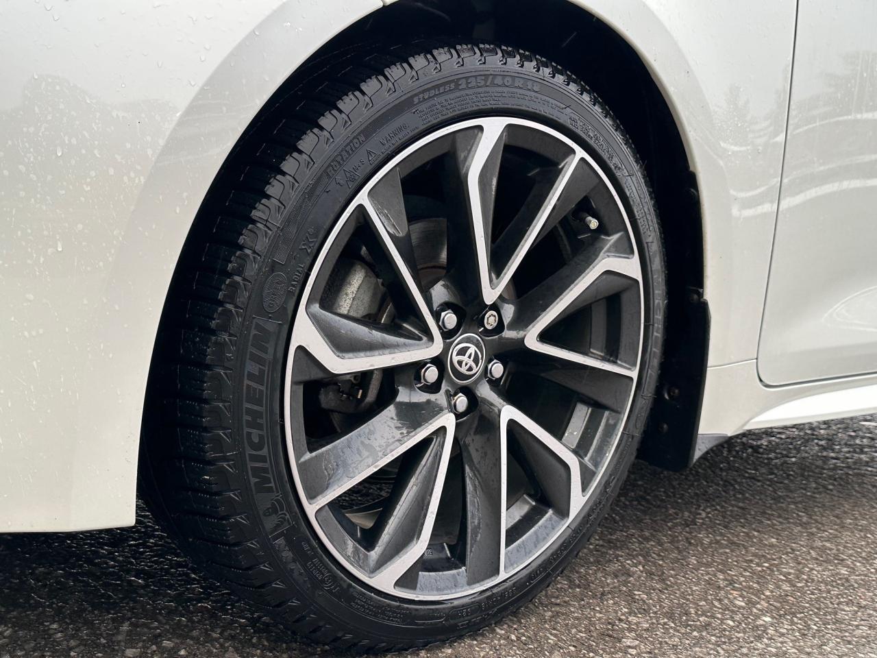 2020 Toyota Corolla Hatchback Base 5dr Photo