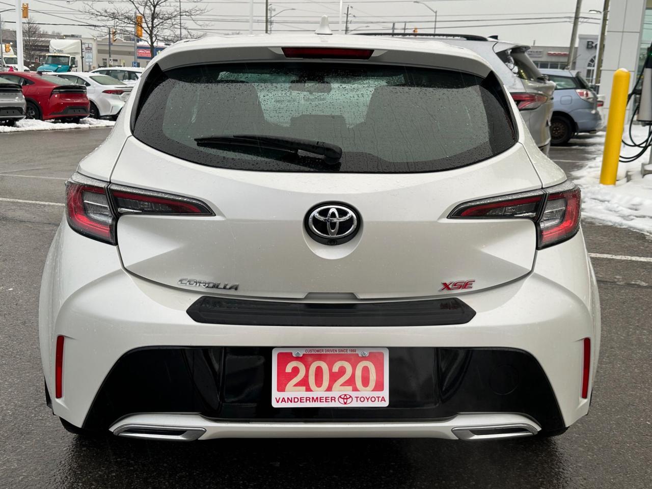 2020 Toyota Corolla Hatchback Base 5dr Photo
