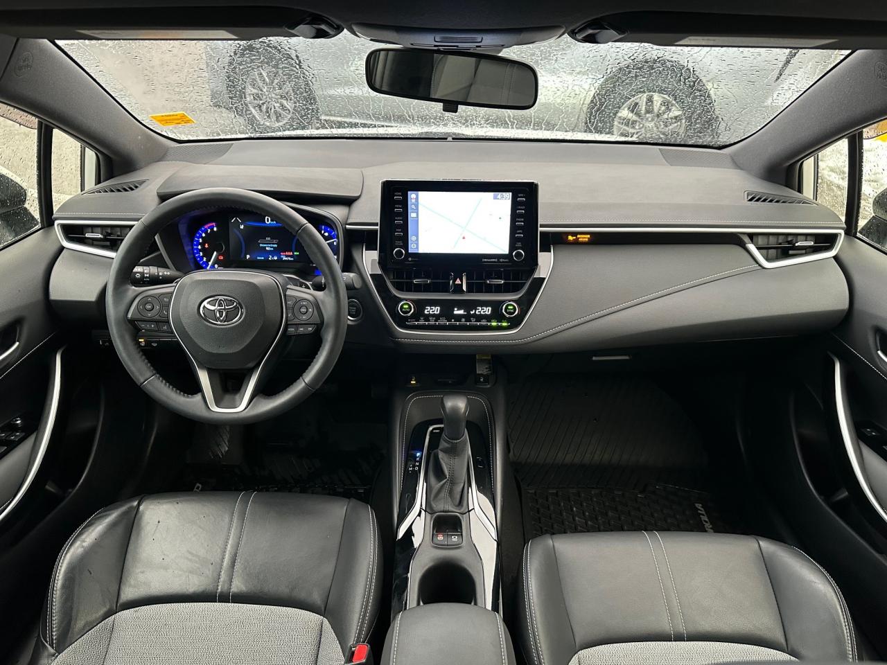 2020 Toyota Corolla Hatchback Base 5dr Photo