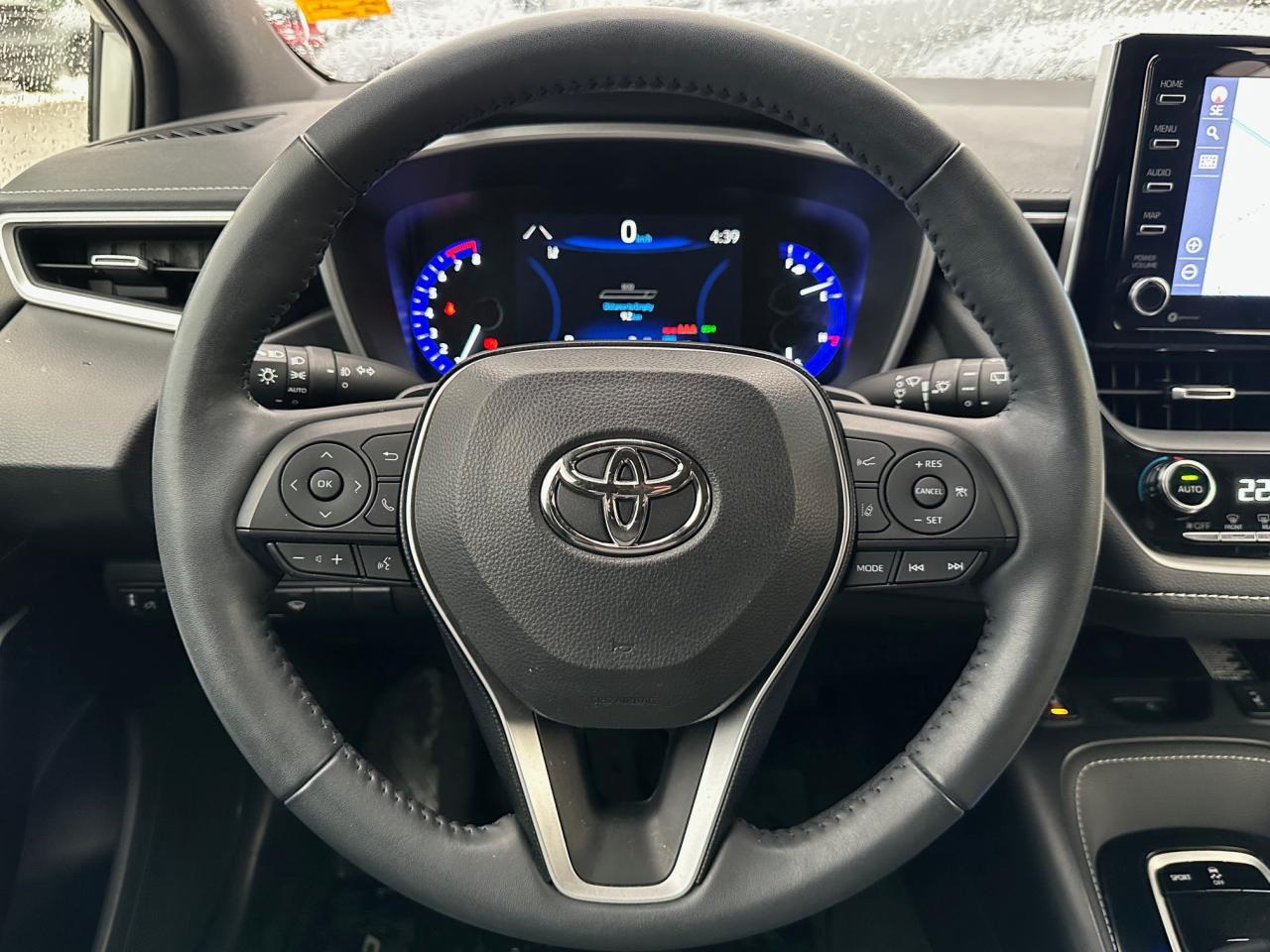 2020 Toyota Corolla Hatchback Base 5dr Photo