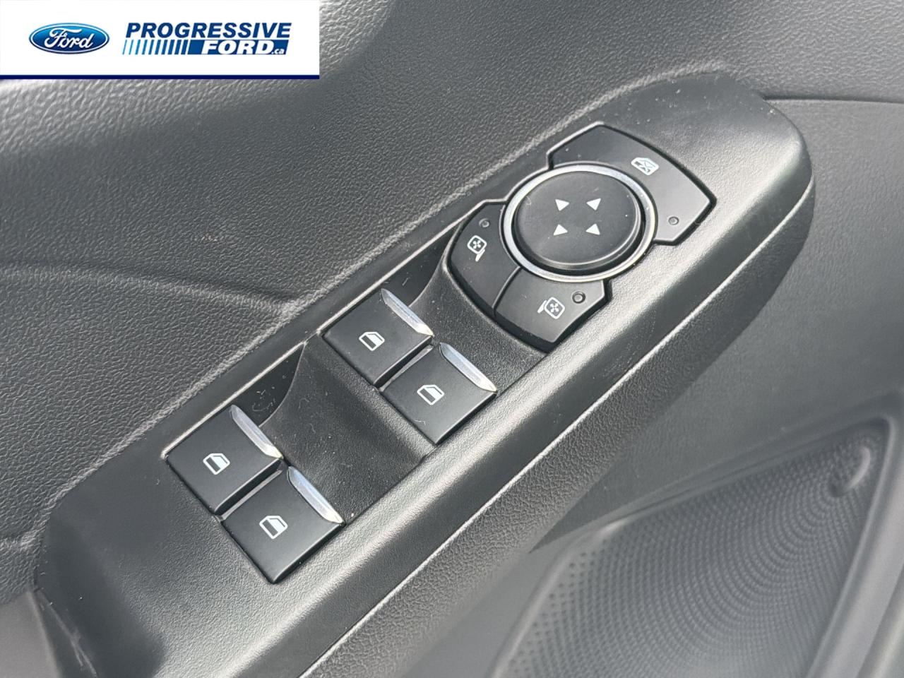 2026 Ford Escape Platinum 4dr All-Wheel Drive Photo