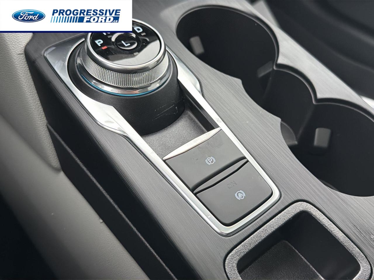 2026 Ford Escape Platinum 4dr All-Wheel Drive Photo