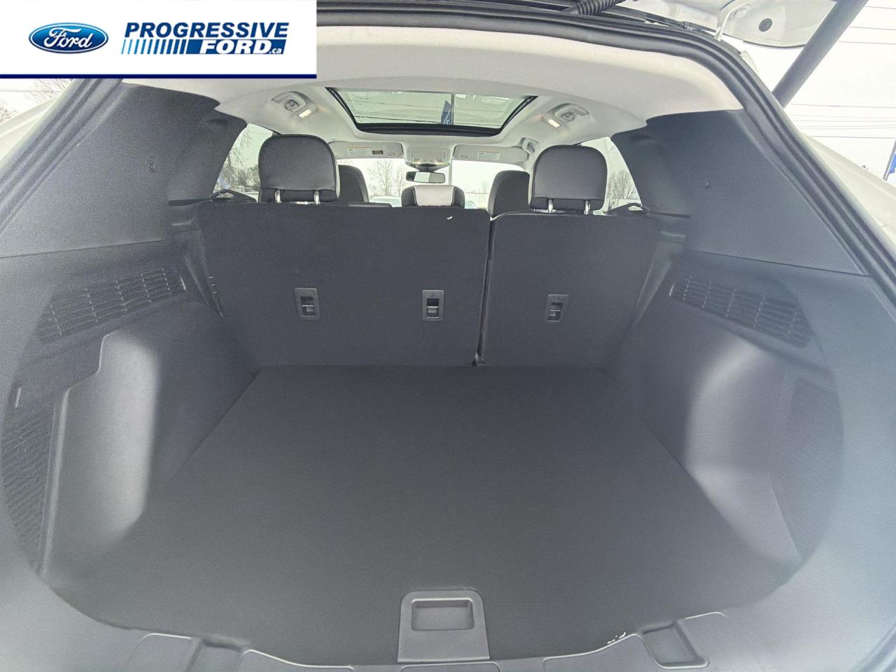 2026 Ford Escape Platinum 4dr All-Wheel Drive Photo