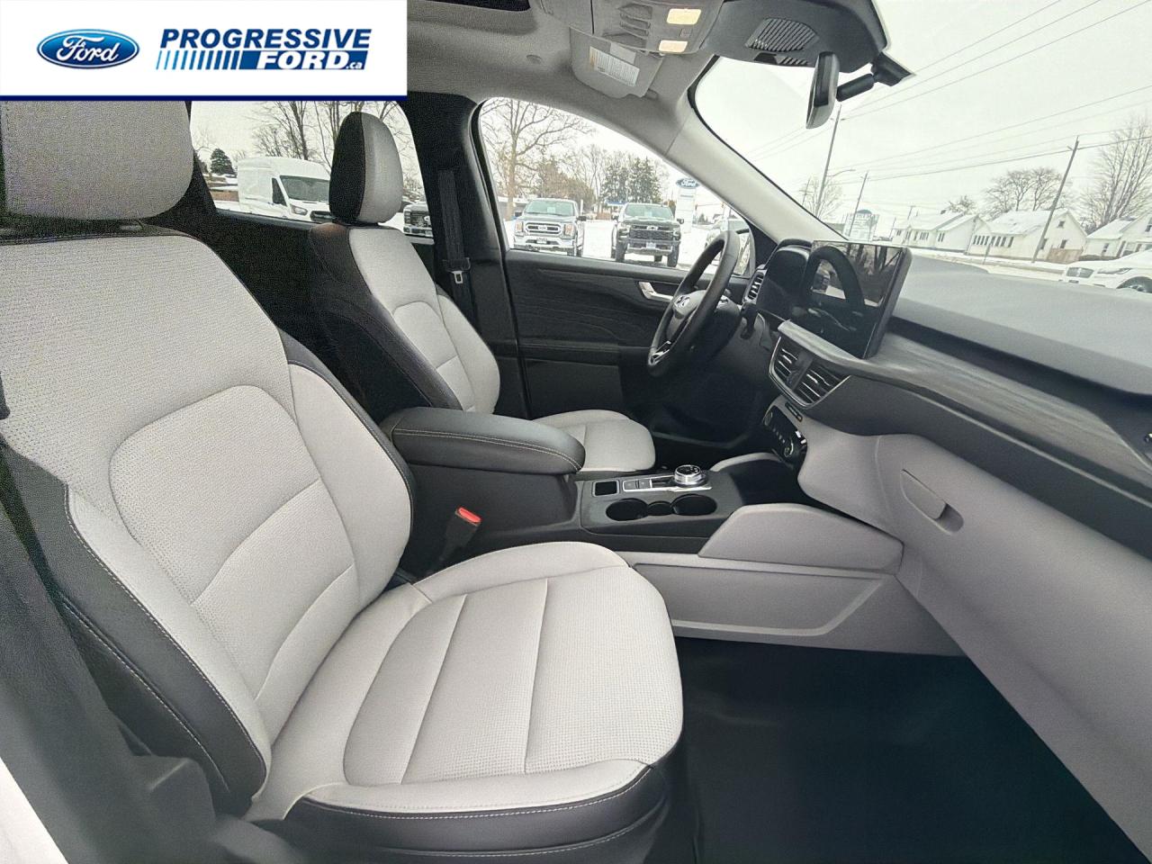 2026 Ford Escape Platinum 4dr All-Wheel Drive Photo